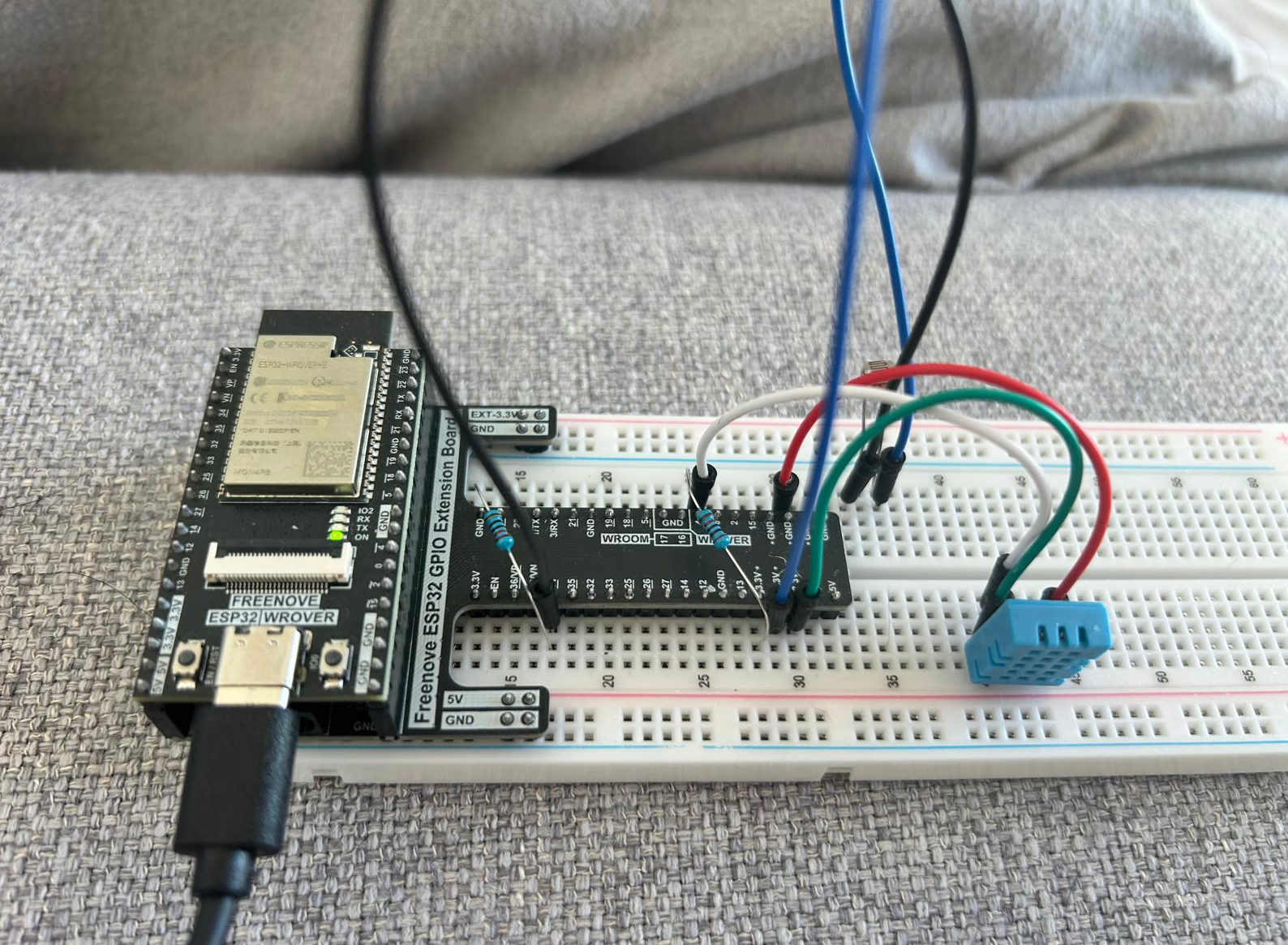 Dispositivo IoT conectado y realizando captura de datos